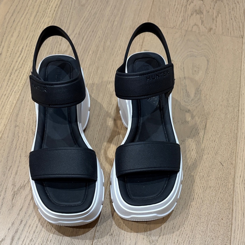Hunter Black & White Platform Slingback Sandals